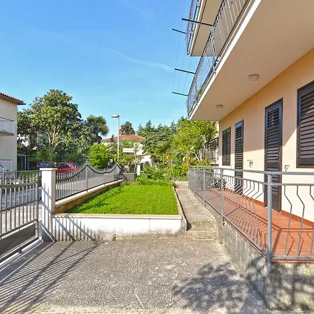 Apartment Ljiljana 1553 Novigrad Istria Exterior foto