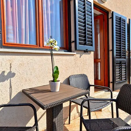 Apartment Ljiljana 1553 Novigrad Istria Exterior foto