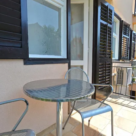 Apartment Ljiljana 1553 Novigrad Istria Exterior foto
