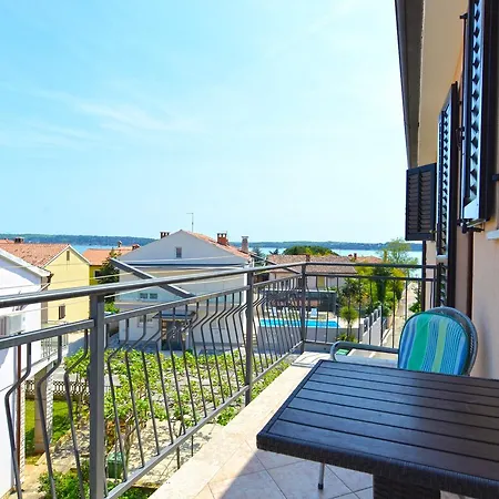 Apartment Ljiljana 1553 Novigrad Istria Exterior foto