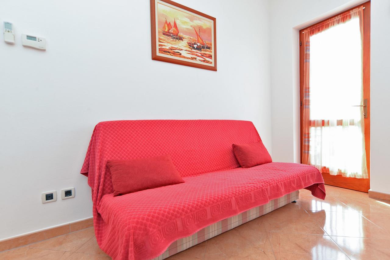 Apartment Ljiljana 1553